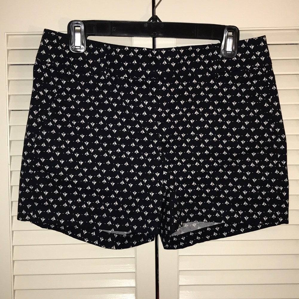 Preppy high waisted Ann Taylor Shorts